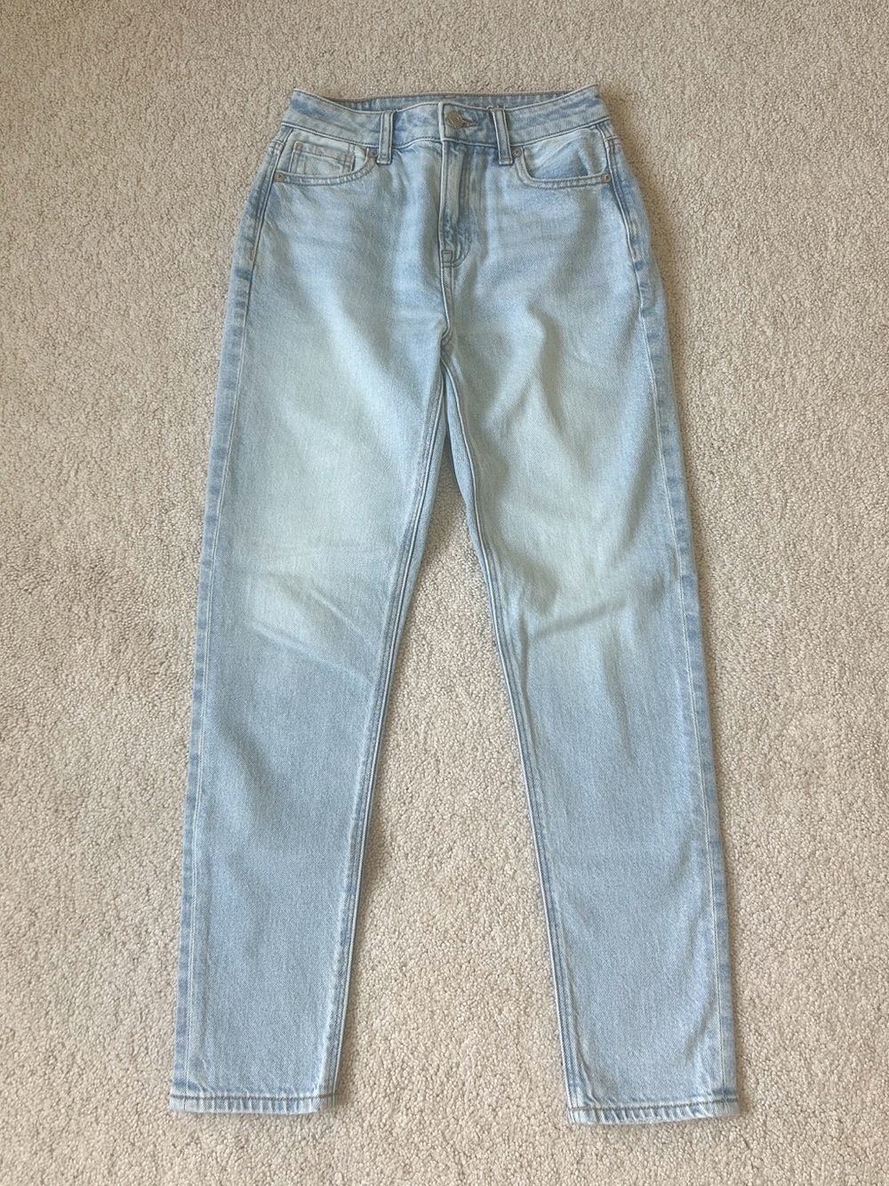 American Eagle Mom Jean
